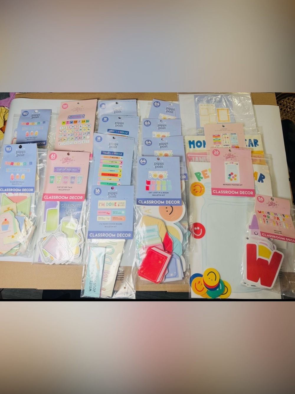 16-Piece Classroom Decor Bundle Teacher Bulletin Board decor